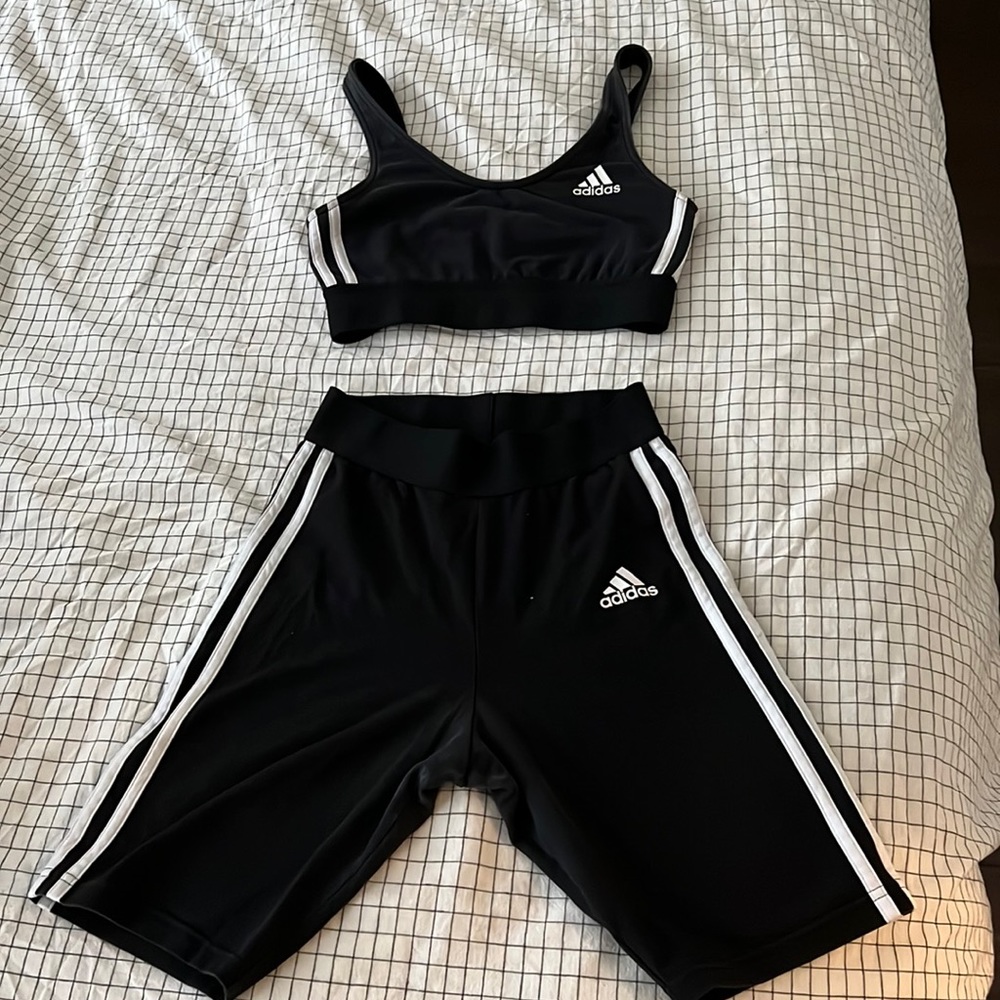 ADIDAS ORIGINALS MATCHING SET